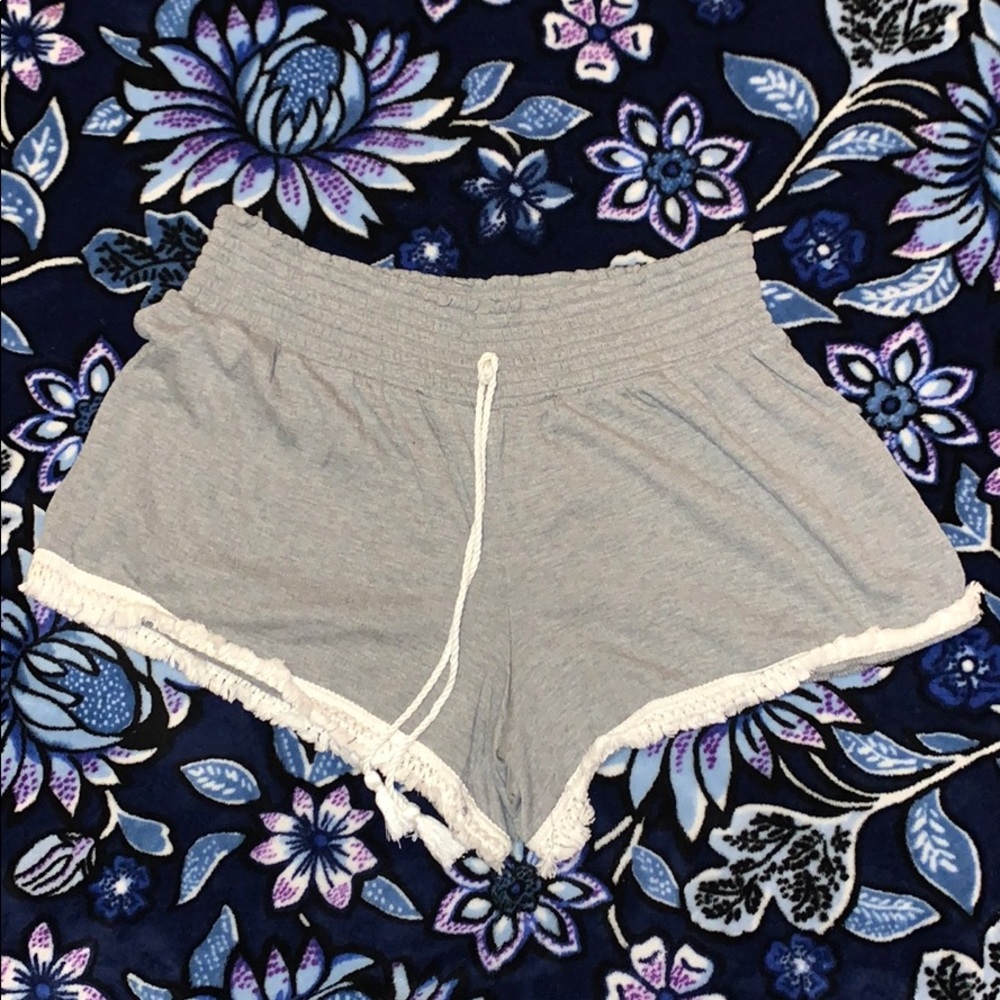 loose shorts